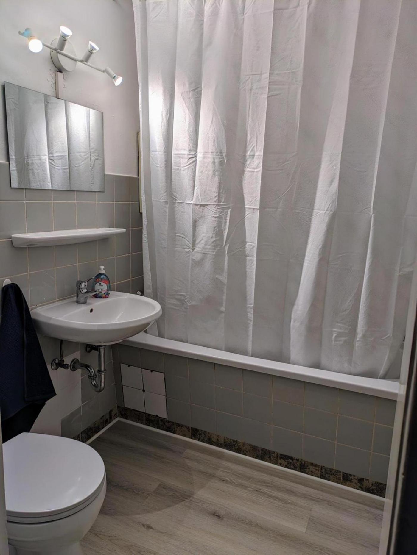 Interaktiv Appartements In Ratingen - Duesseldorferstrasse Εξωτερικό φωτογραφία